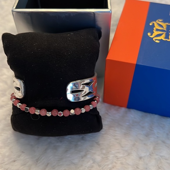 Rustic Cuff Fashion Silver Tone Bracelet Set Rose Stones - Picture 3 of 4